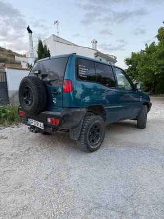 Nissan Terrano II 1998