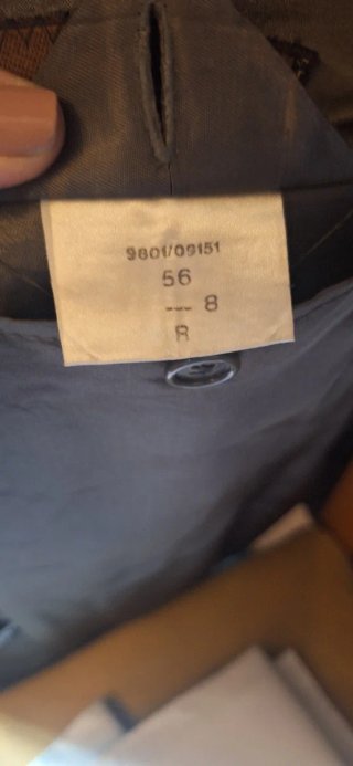 Traje de hombre gris tres piezas T56