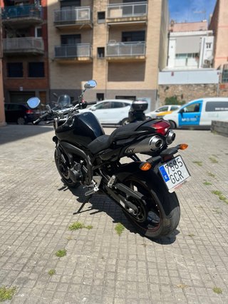 Yamaha Fazer 600 Negra