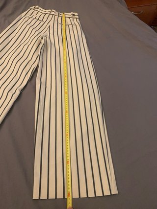 Pantalón Zara Rayas Beige/Negro Talla XS