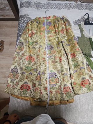 Traje de Huértana para niña 9años aprox.