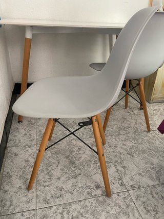 Mesa y 2 Sillas Comedor