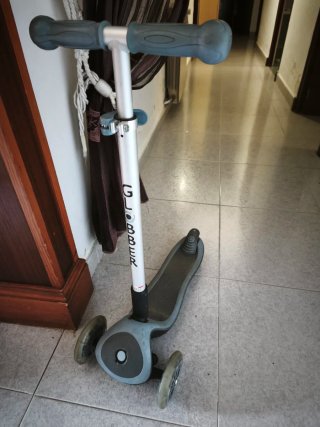 Patinete 3 ruedas con luces