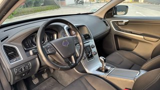 VOLVO XC60 2.0 D3 Kinetic