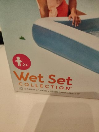 Piscina Hinchable. Caja sin abrir