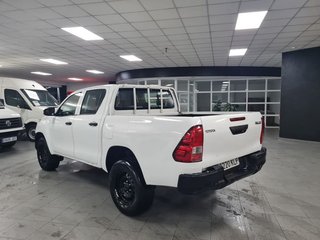 Toyota Hilux Doble Cabina 2.4 150D 4x4 GX Plus