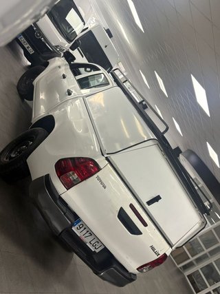 Toyota Hilux Doble Cabina 2.4 150D 4x4 GX Plus