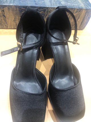 Zapatos de fiesta negros tacón cuadrado