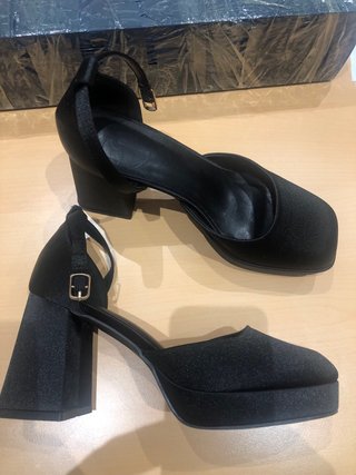 Zapatos de fiesta negros tacón cuadrado