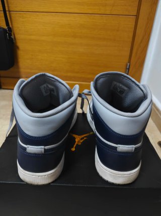 Nike Jordan 1 Mid Grigio Bianco Blu Taglia 46