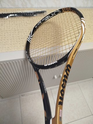 Raqueta Wilson Blade 98. Regalo Canutillos Wilson
