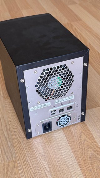 Intel SS4000-E NAS Storage System