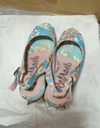 Sandalias cuña Refresh Talla 36