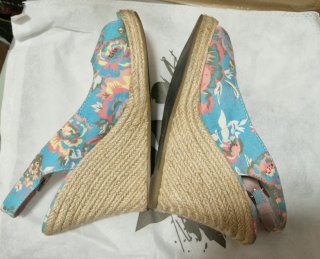 Sandalias cuña Refresh Talla 36