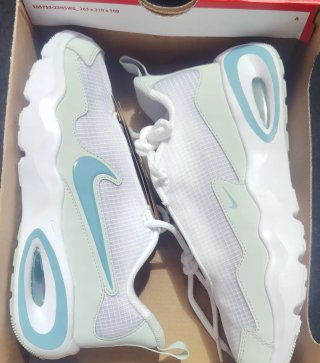 Nike Air Max Nova Blancas