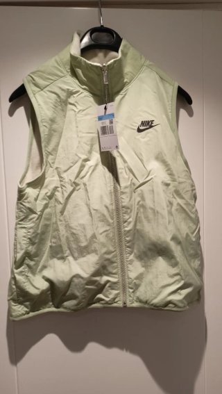Lote Ropa Deportiva: Chaquetas y Chalecos
