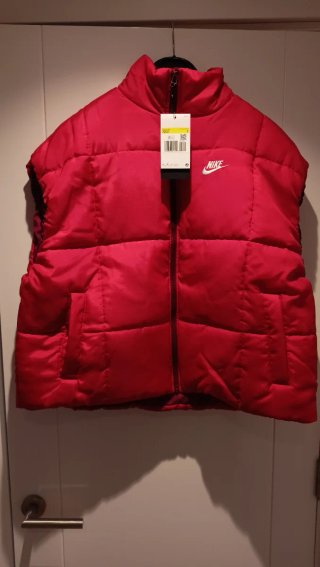 Lote Ropa Deportiva: Chaquetas y Chalecos