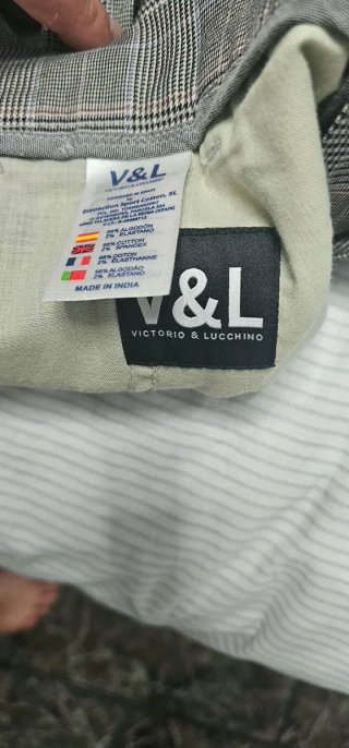 Pantalones Victorio & Lucchino Cuadros Gris