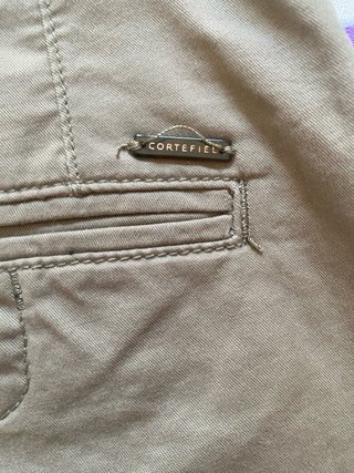 Pantalón Corto Cortefiel verde oliva