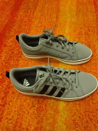 Zapatillas Adidas Talla 45 y 1/3