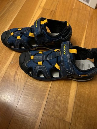 Sandalias Geox niño azul y amarillo talla 34