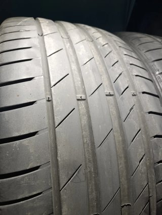 Kumho 285/40ZR22 110Y Neumático