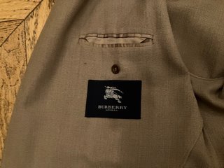 Chaqueta Burberry beige talla 62