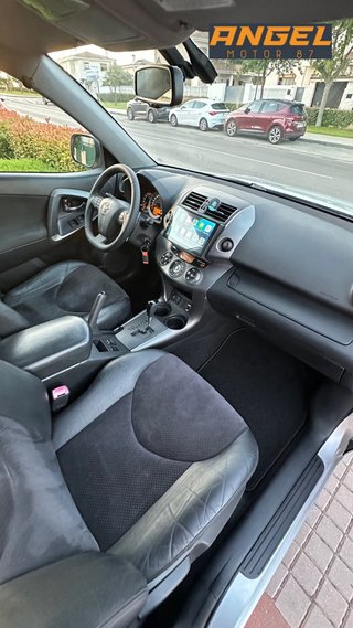 Toyota RAV4 4X4