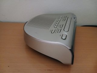Despertador Sony ICF-C273 Radio FM/AM