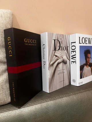 3 Livros de Moda: Gucci, Dior, Loewe