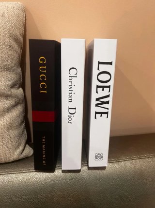 3 Livros de Moda: Gucci, Dior, Loewe