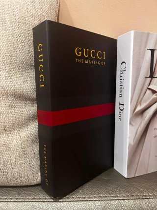 3 Livros de Moda: Gucci, Dior, Loewe