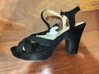Zapatos de tacón negros talla 36