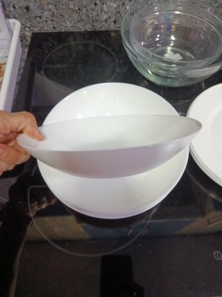 Platos Arcopal 5hondos  4de postre y 2 Ensaladeras