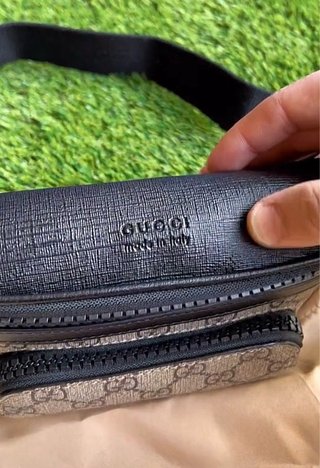 Riñonera Gucci Beige y Negra