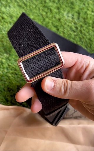 Riñonera Gucci Beige y Negra