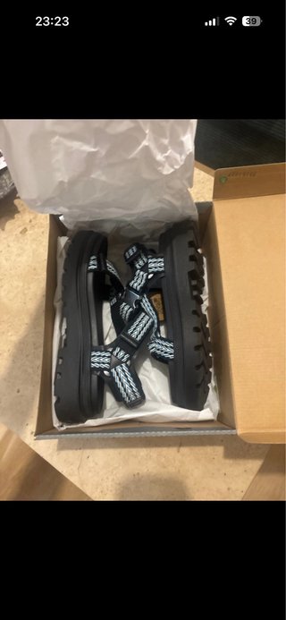 Sandalias Palladium para caminar