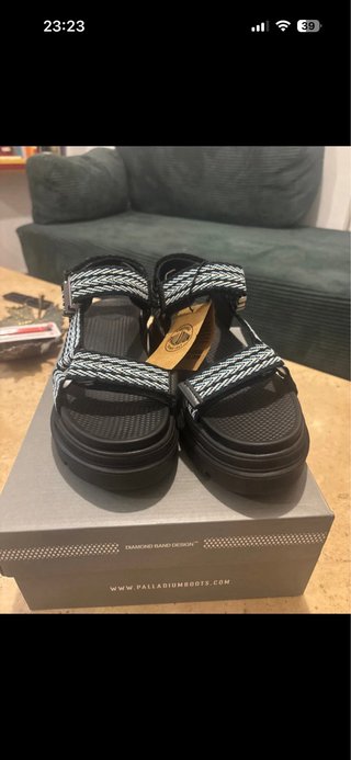 Sandalias Palladium para caminar