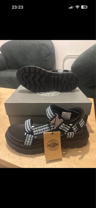 Sandalias Palladium para caminar