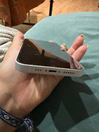 Iphone 14 118 gb Con su caja  Y dos fundas