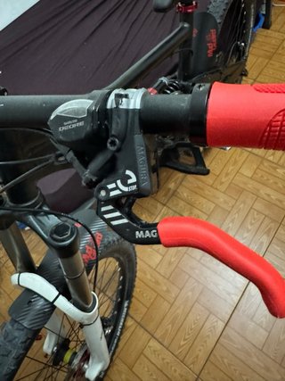Bicicleta Enduro Nera