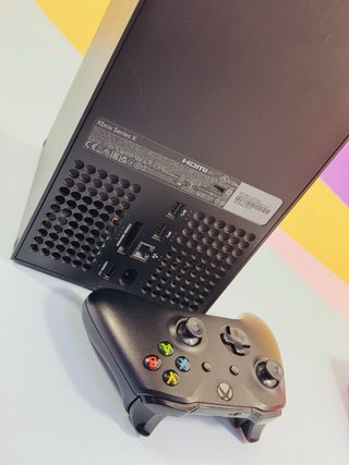 Xbox Series X 1TB con Accesorios