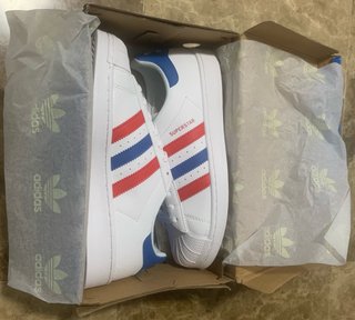 Adidas Superstar