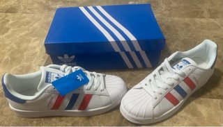 Adidas Superstar