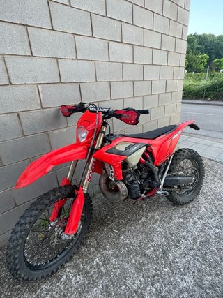 Beta 300 RR Enduro 2023 Roja