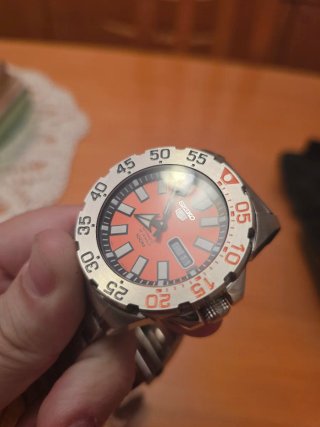 Seiko Baby Monster Automático 100M