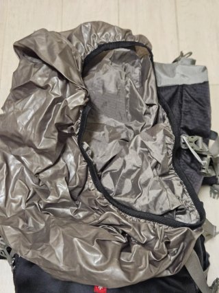 Zaino fotografico Amazon Basics trekking
