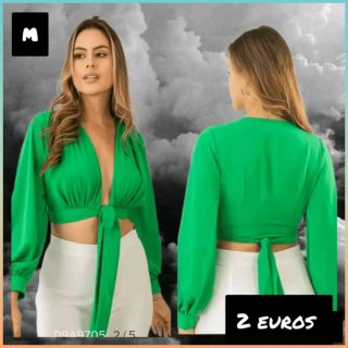 Blusa verde cruzada talla M