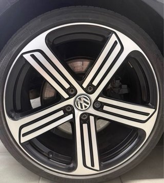Llantas Golf R 19’