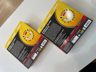 Pack Pokémon Day 2026 Pikachu Moneda Carta